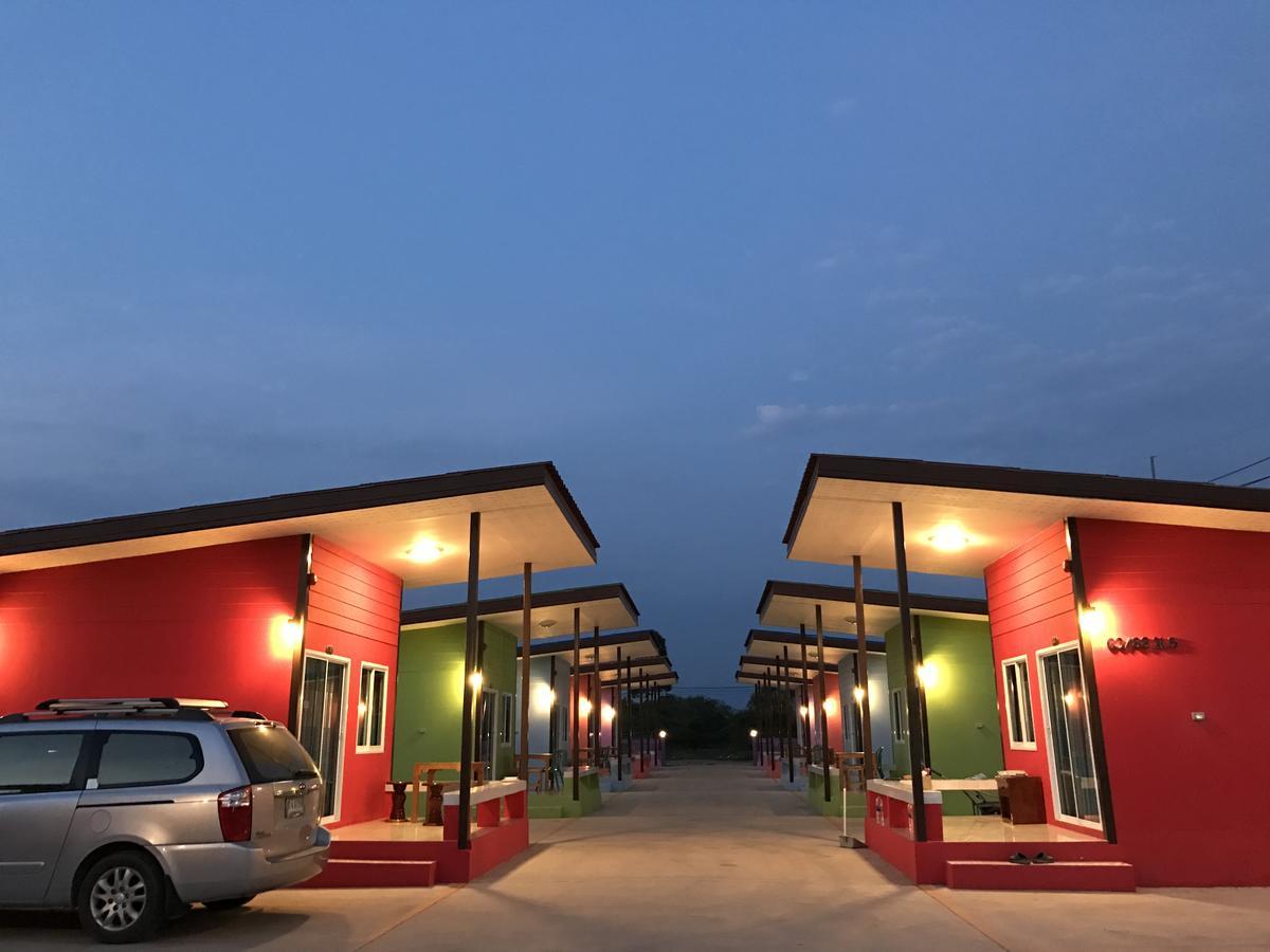 Piarnsri Resort Ban Chak Lao Exteriör bild